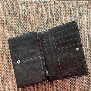 Vintage Levenger Pebbled Leather Rustic Brown tri-fold wallet with bright liner!